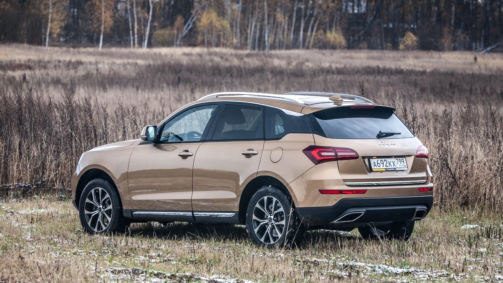 35 Zotye-Coupa-szadi-2.jpg